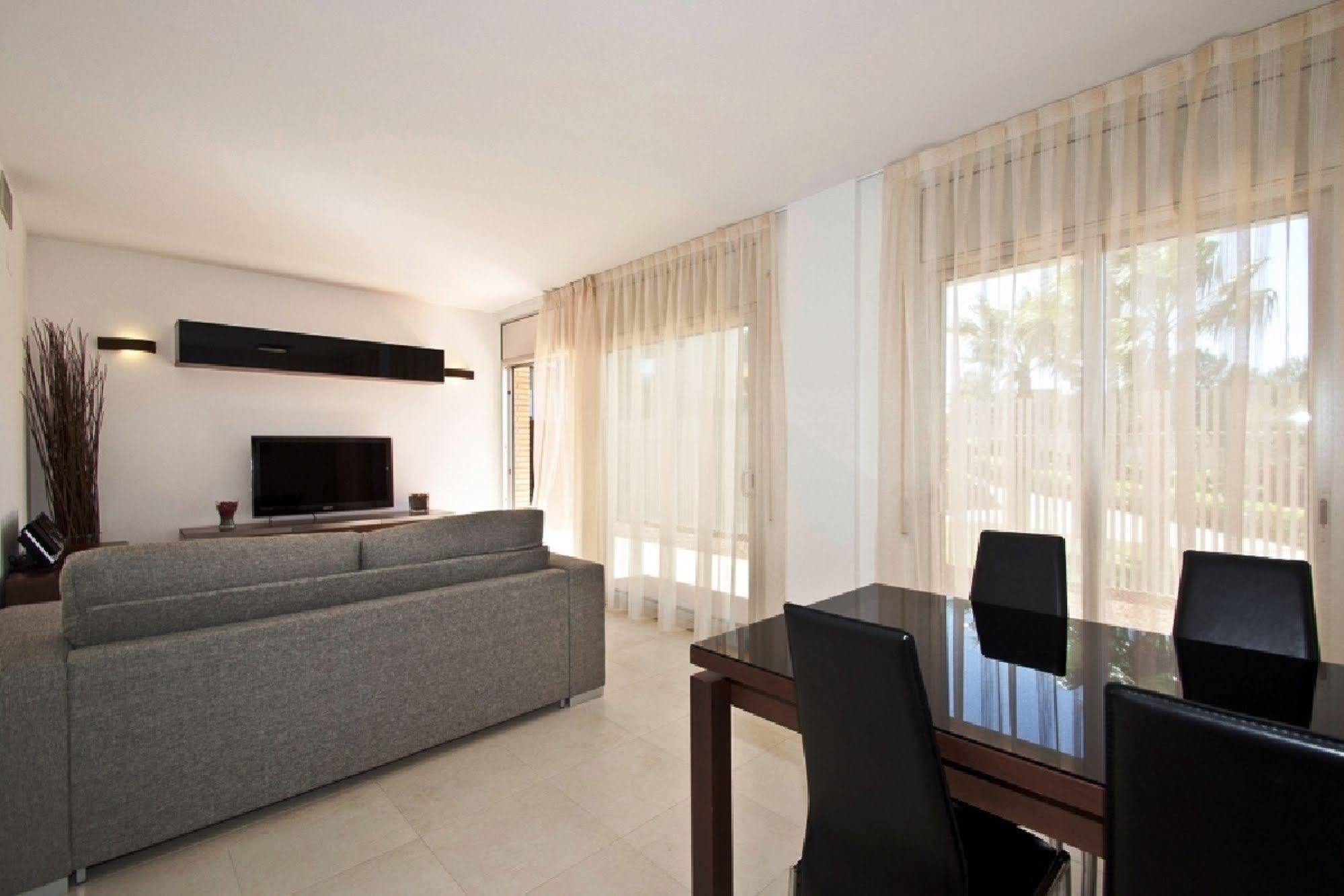 Paradise Village Litoral Costa Dorada Salou Buitenkant foto